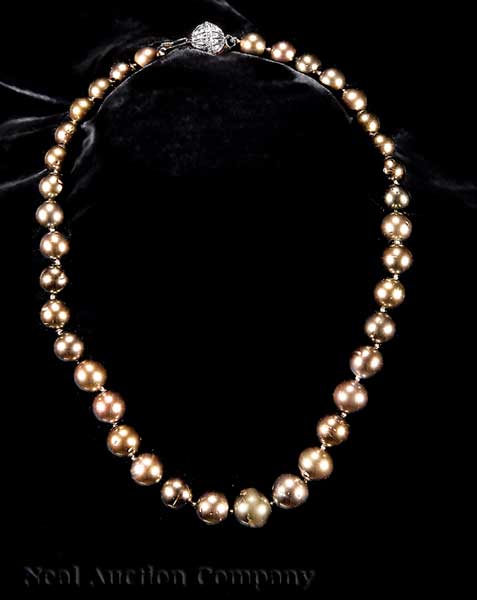 A Black South Sea Pearl Necklace