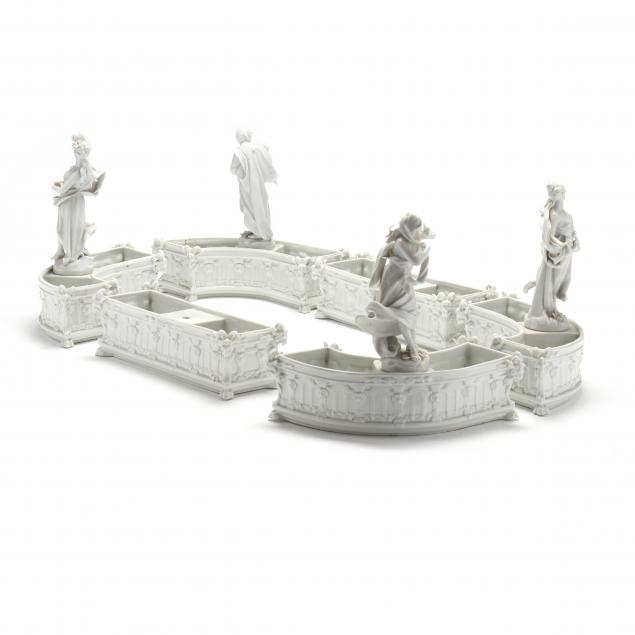 A BLANC DE CHINE CLASSICAL STYLE