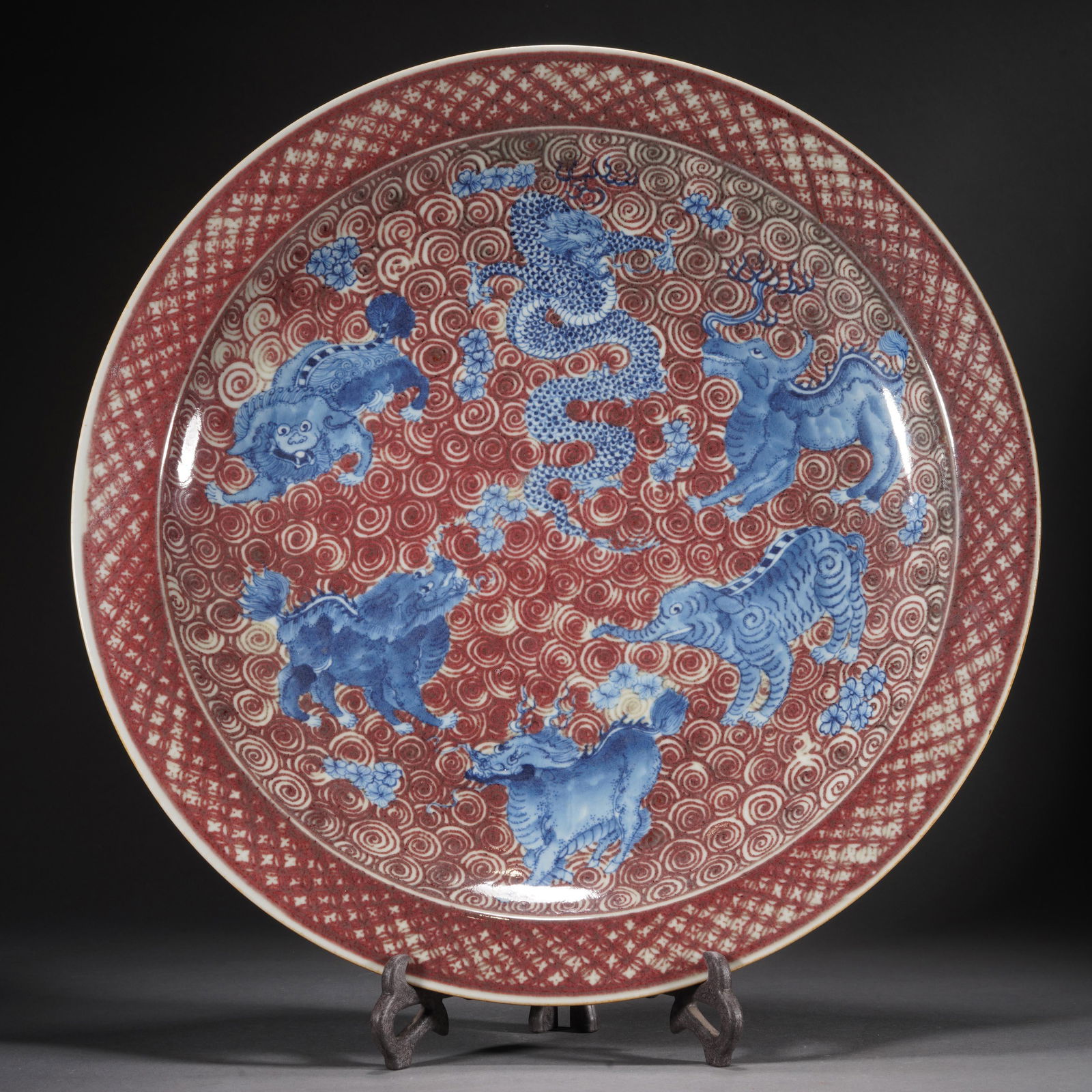 A BLUE AND WHITE IRON RED GLAZE