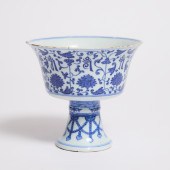 A Blue and White 'Lança' Stem