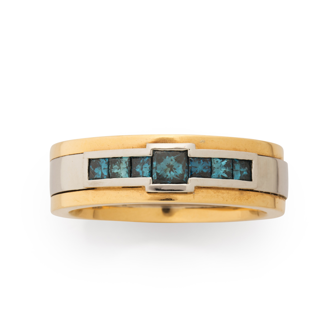 A BLUE DIAMOND AND EIGHTEEN KARAT