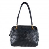 A BOTTEGA VENETA INTRECCIATO B