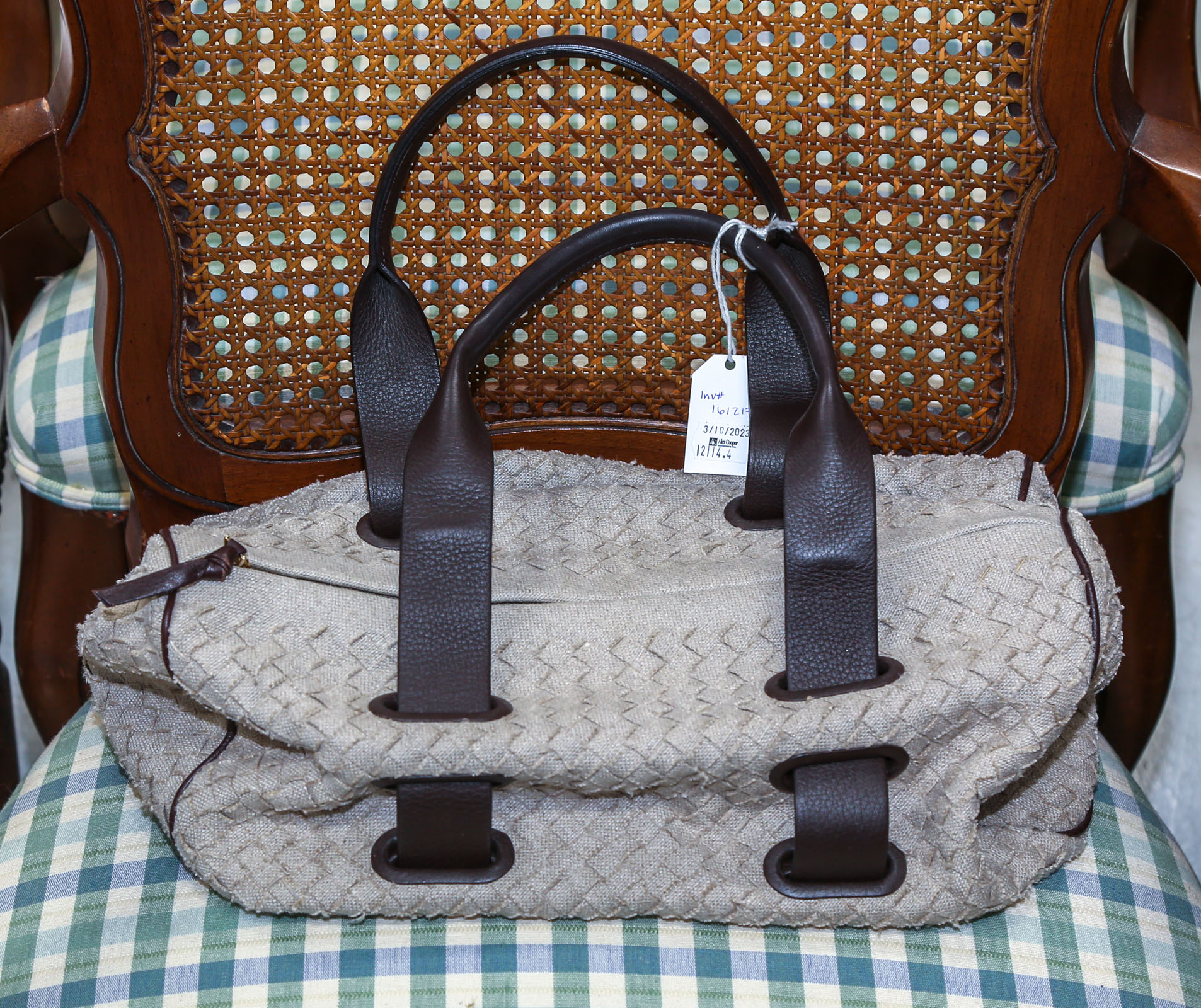 A BOTTEGA VENETA INTRECCIATO