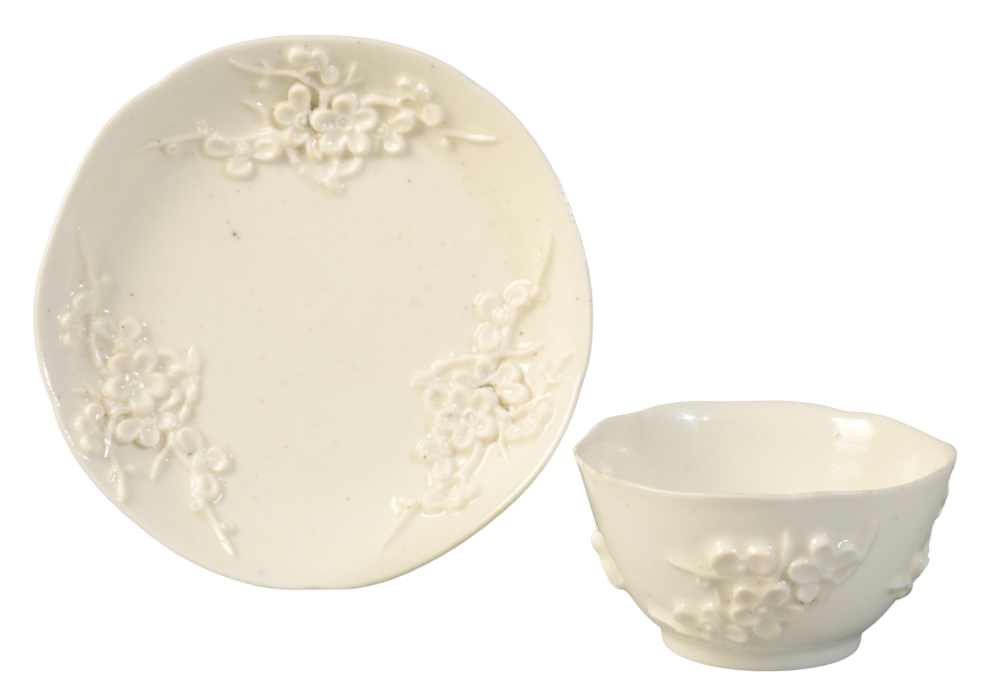 A BOW WHITE TEA BOWL AND SAUCER