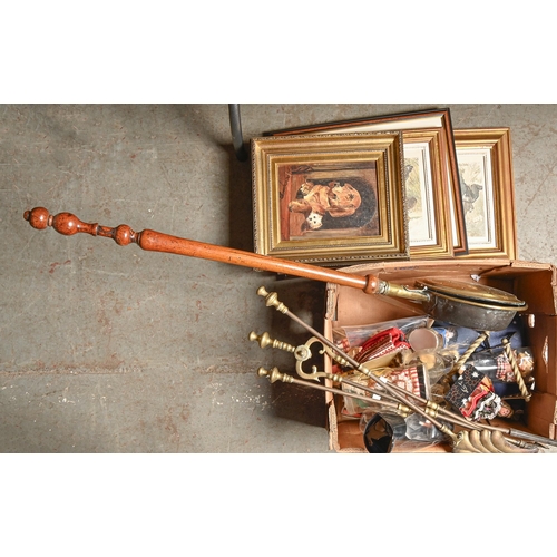 A brass warming pan, set of brass