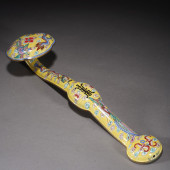 A BRONZE BODY CLOISONNE ENAMEL
