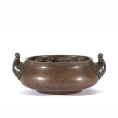 A BRONZE DOUBLE BEAST HANDLE C