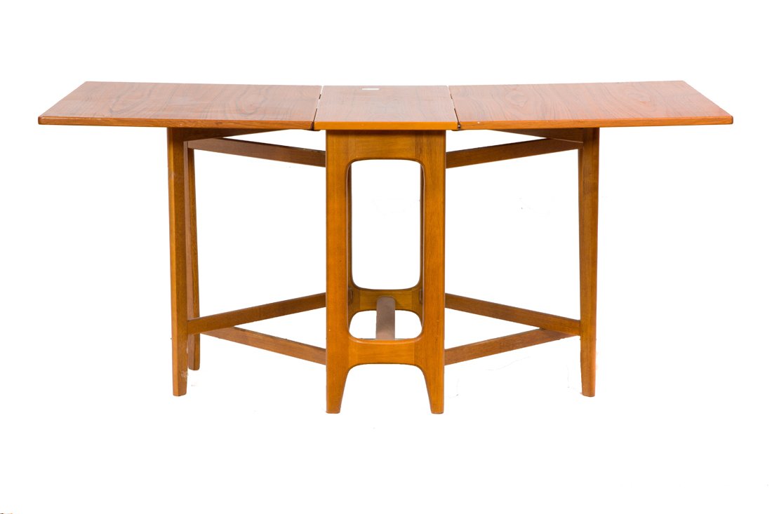A BRUNO MATHSSON STYLE MARIA