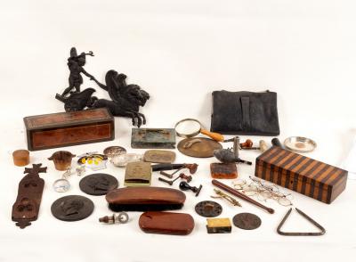 A burr yew and rosewood banded box,