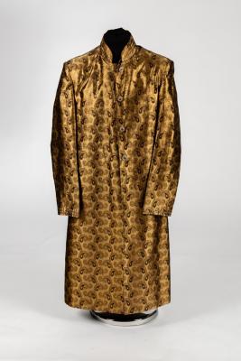 A button-through coat in a bronze
