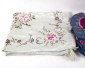 A Cantonese silk embroidered b