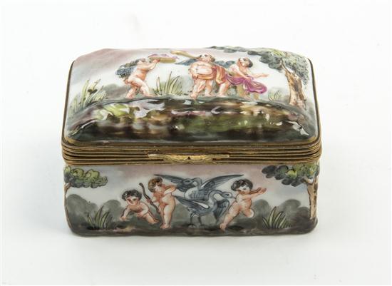 A Capodimonte Porcelain Box of