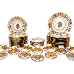 A Capodimonte Porcelain Dinner