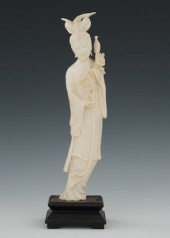 A Carved Ivory Quan Yin Chines