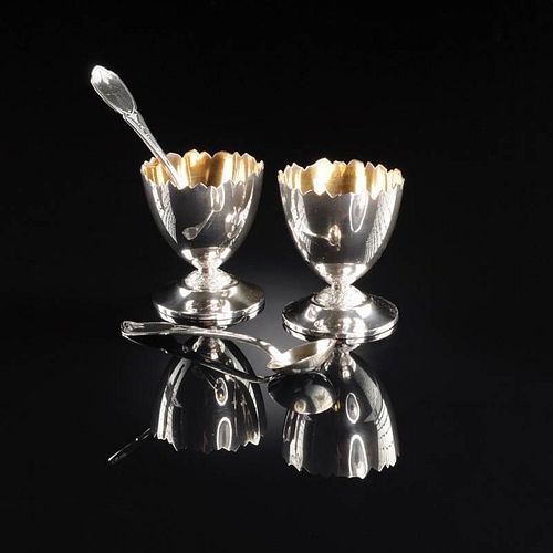 A CASED PAIR OF AMERICAN SILVER AND