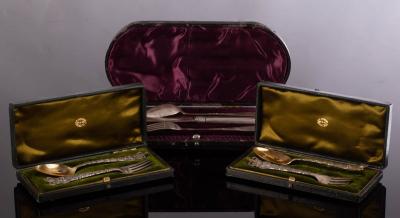 A cased silver set of knife,