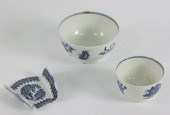 A Caughley blue and white tea