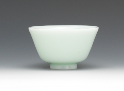 A Celadon Color Bejing Glass Tea