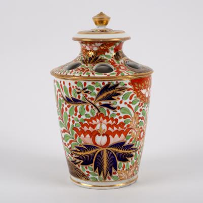 A Chamberlain's Worcester Imari