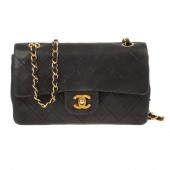 A CHANEL SMALL CLASSIC DOUBLE