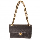 A CHANEL SMALL CLASSIC DOUBLE