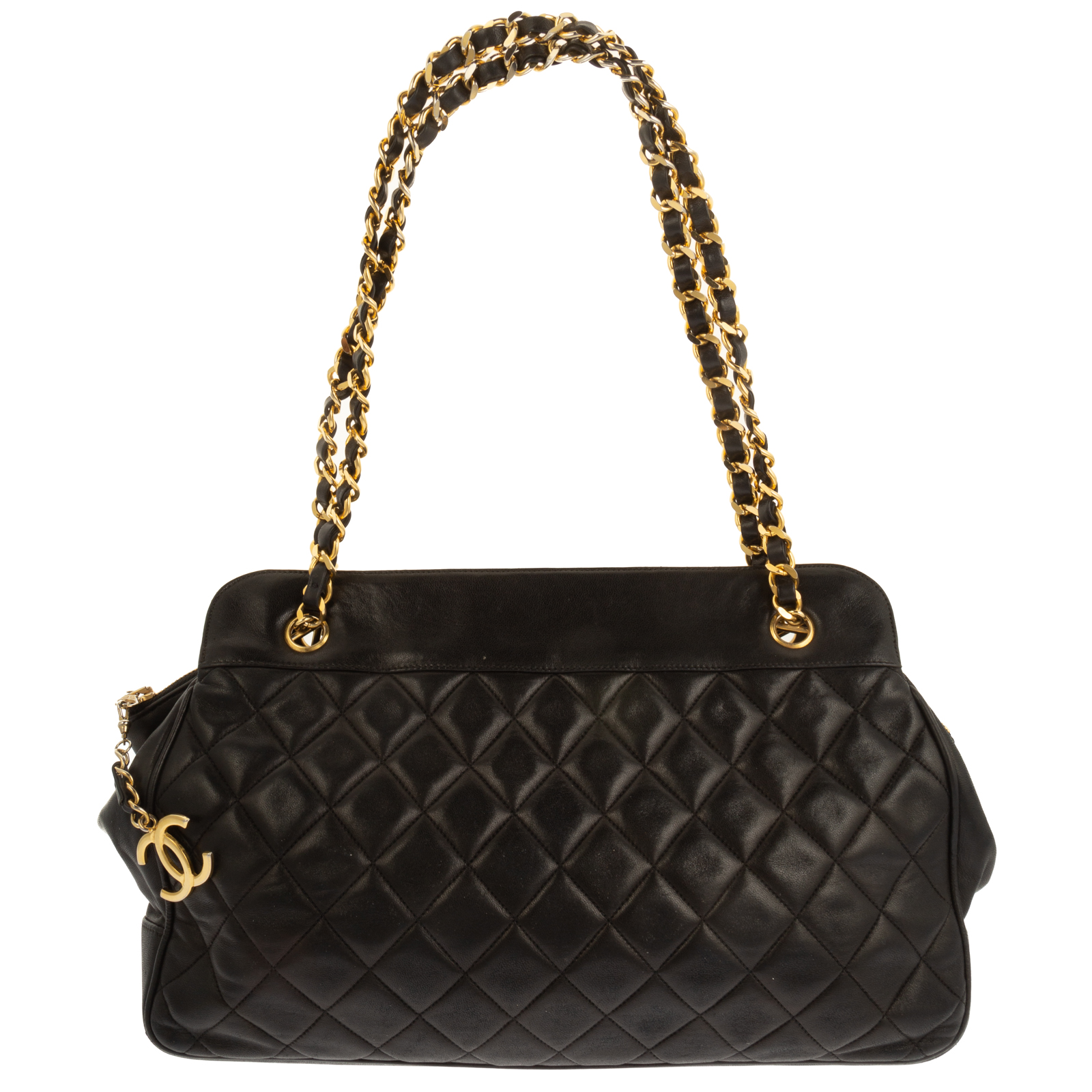 A CHANEL TIMELESS ZIP SHOULDER TOTE