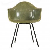 A CHARLES AND RAY EAMES ZENITH