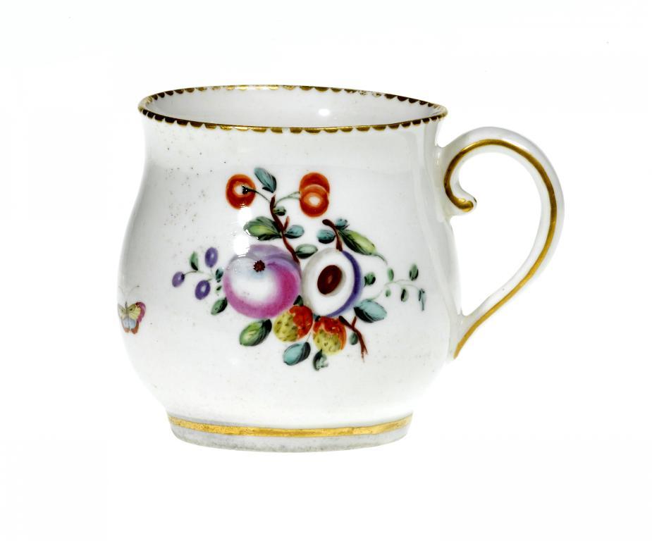 A CHELSEA-DERBY CUSTARD CUP