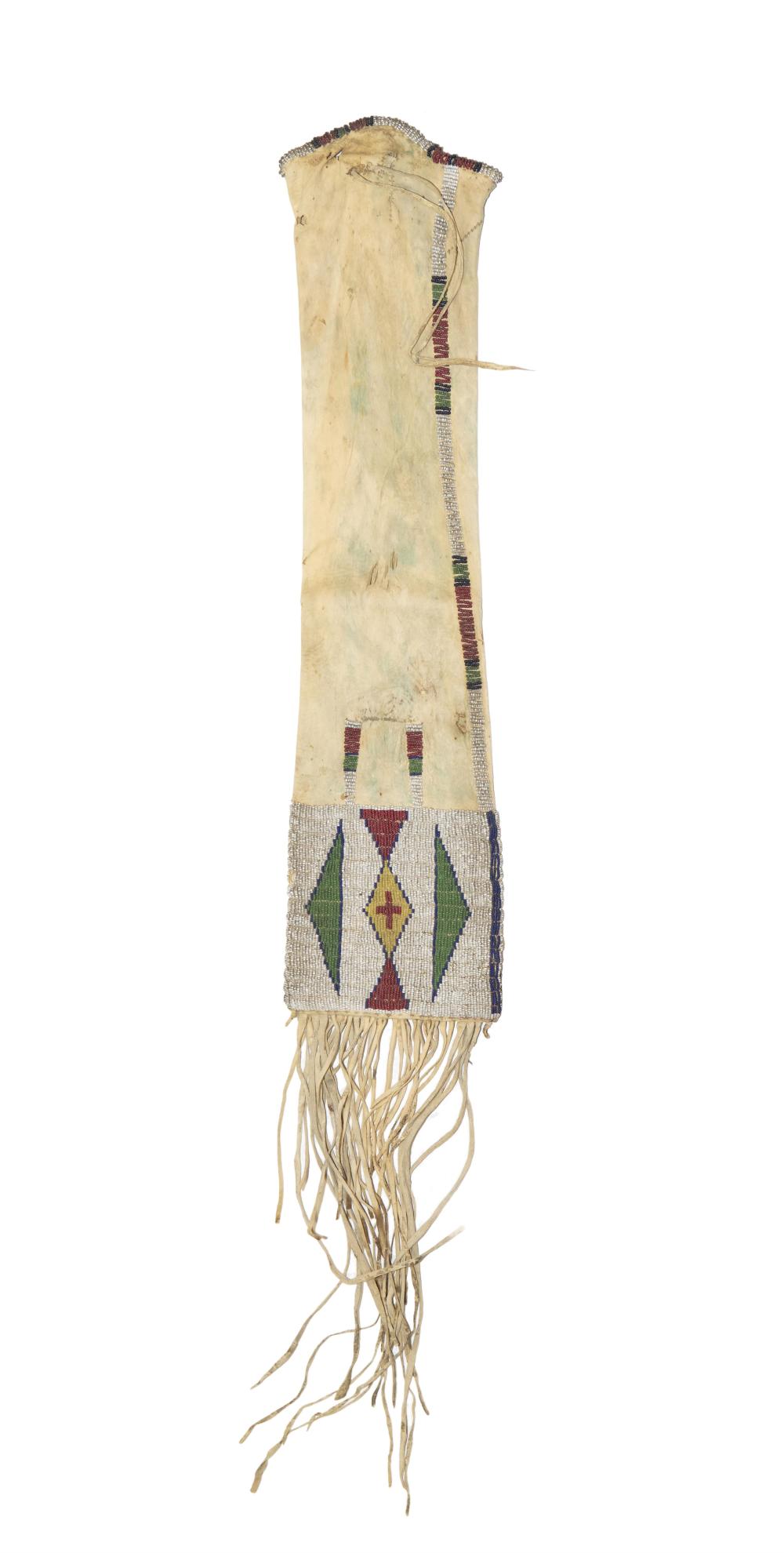 A CHEYENNE BEADED HIDE TOBACCO BAGA
