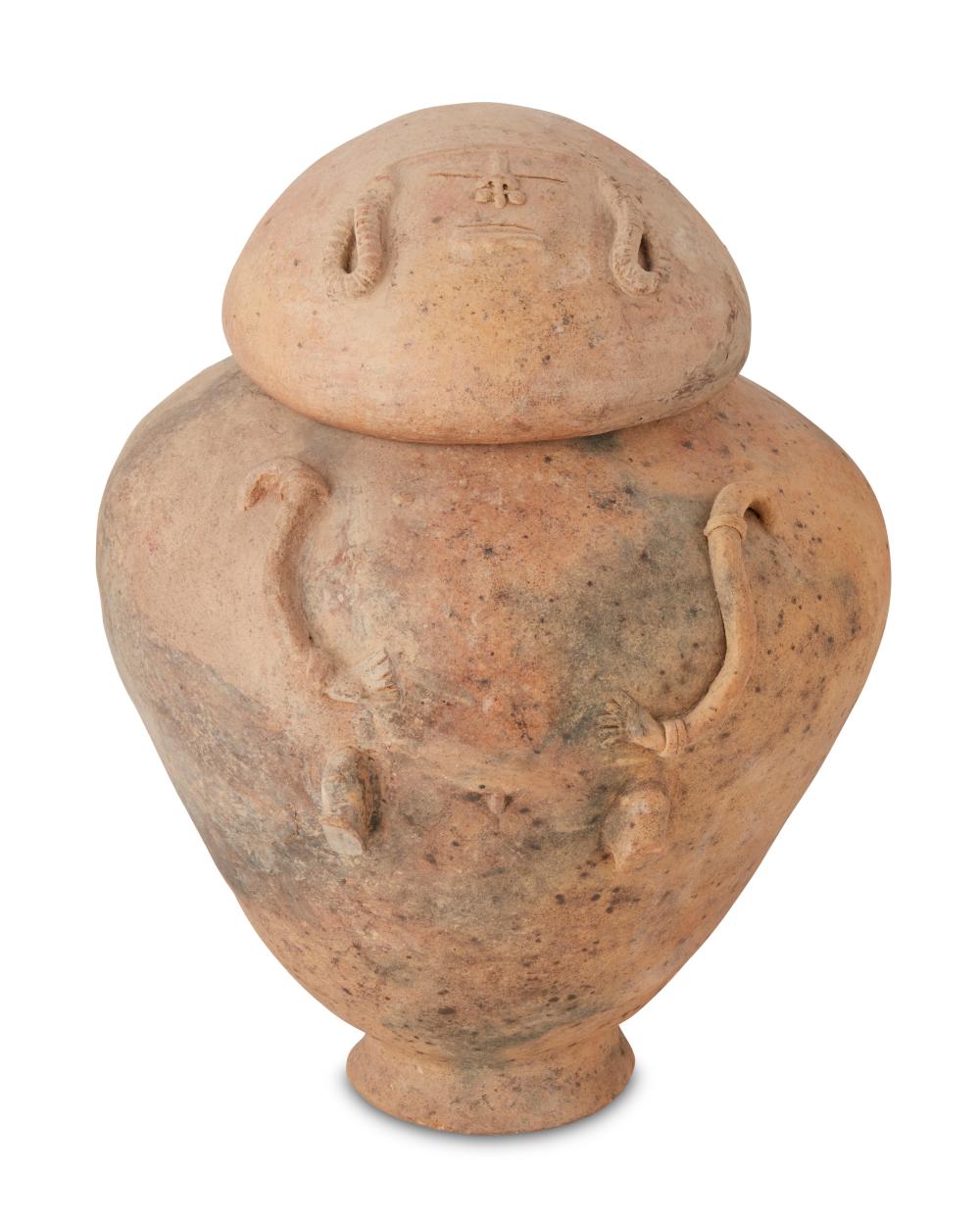 A CHIMILA CERAMIC URNA Chimila