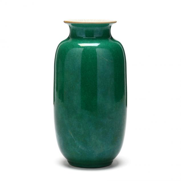 A CHINESE APPLE GREEN GLAZED