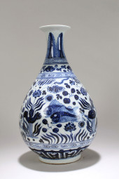 A CHINESE AQUA-THEME BLUE AND