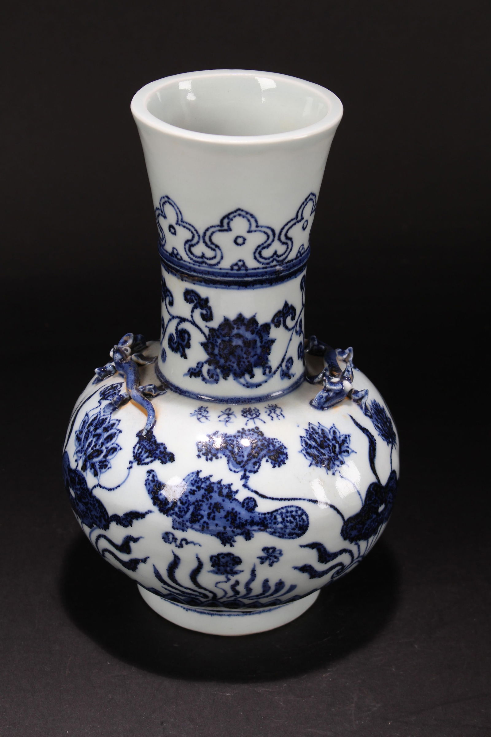 A CHINESE AQUA-THEME BLUE-AND-WHITE