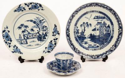 A Chinese blue and white tea bowl