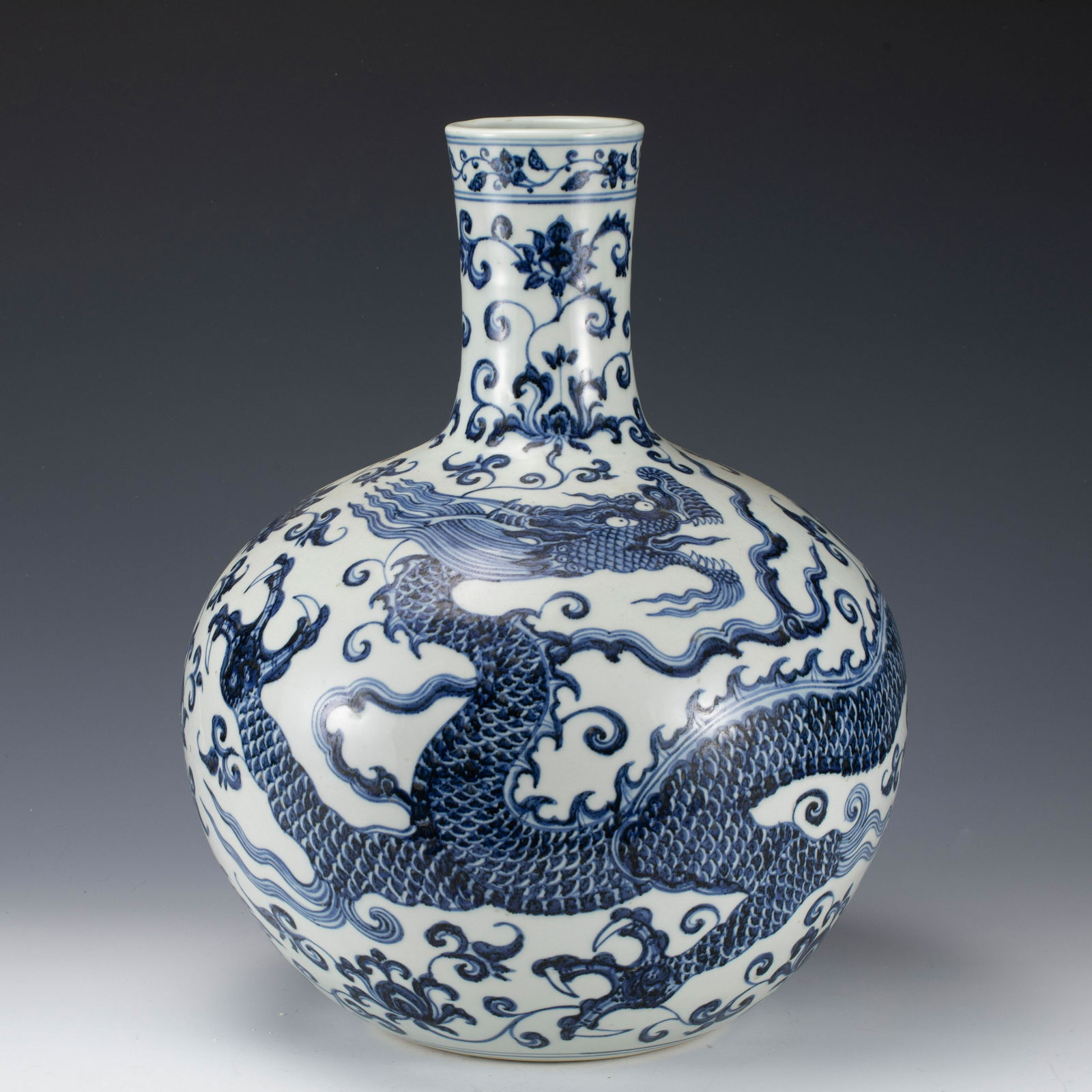 A CHINESE BLUE AND WHITE DRAGON
