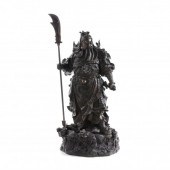 A CHINESE BRONZE SCULPTURE OF