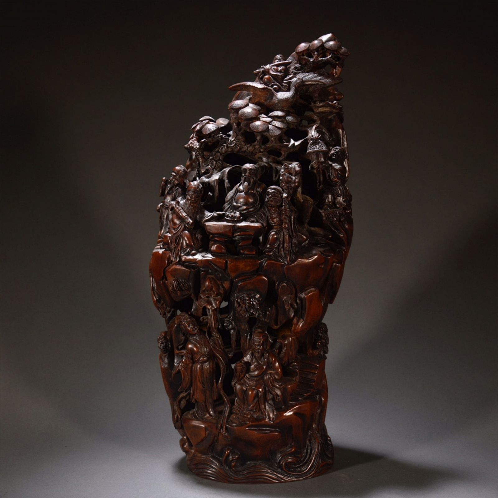 A CHINESE CARVED BAMBOO