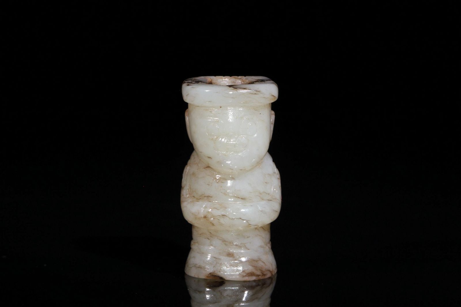 A CHINESE CARVED JADE