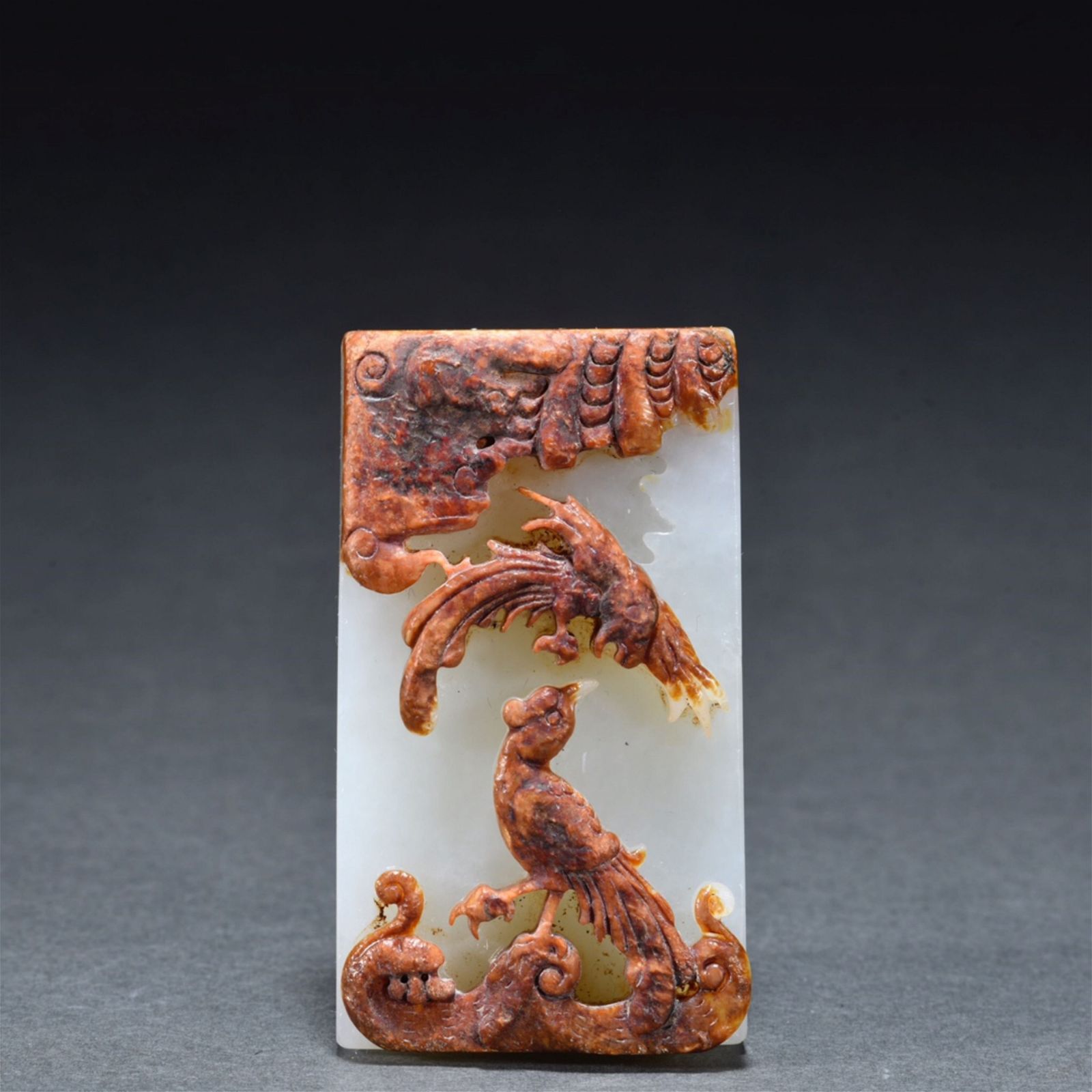 A CHINESE CARVED JADE