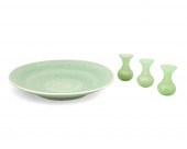 A CHINESE CELADON CERAMIC PLAT