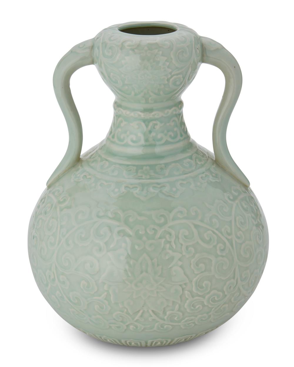 A CHINESE CERAMIC CELADON VASEA