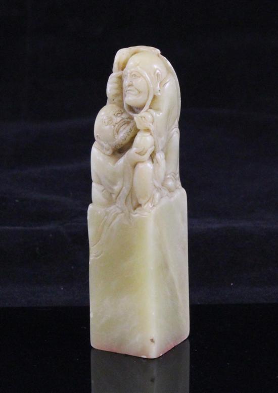 A Chinese cream and pale green