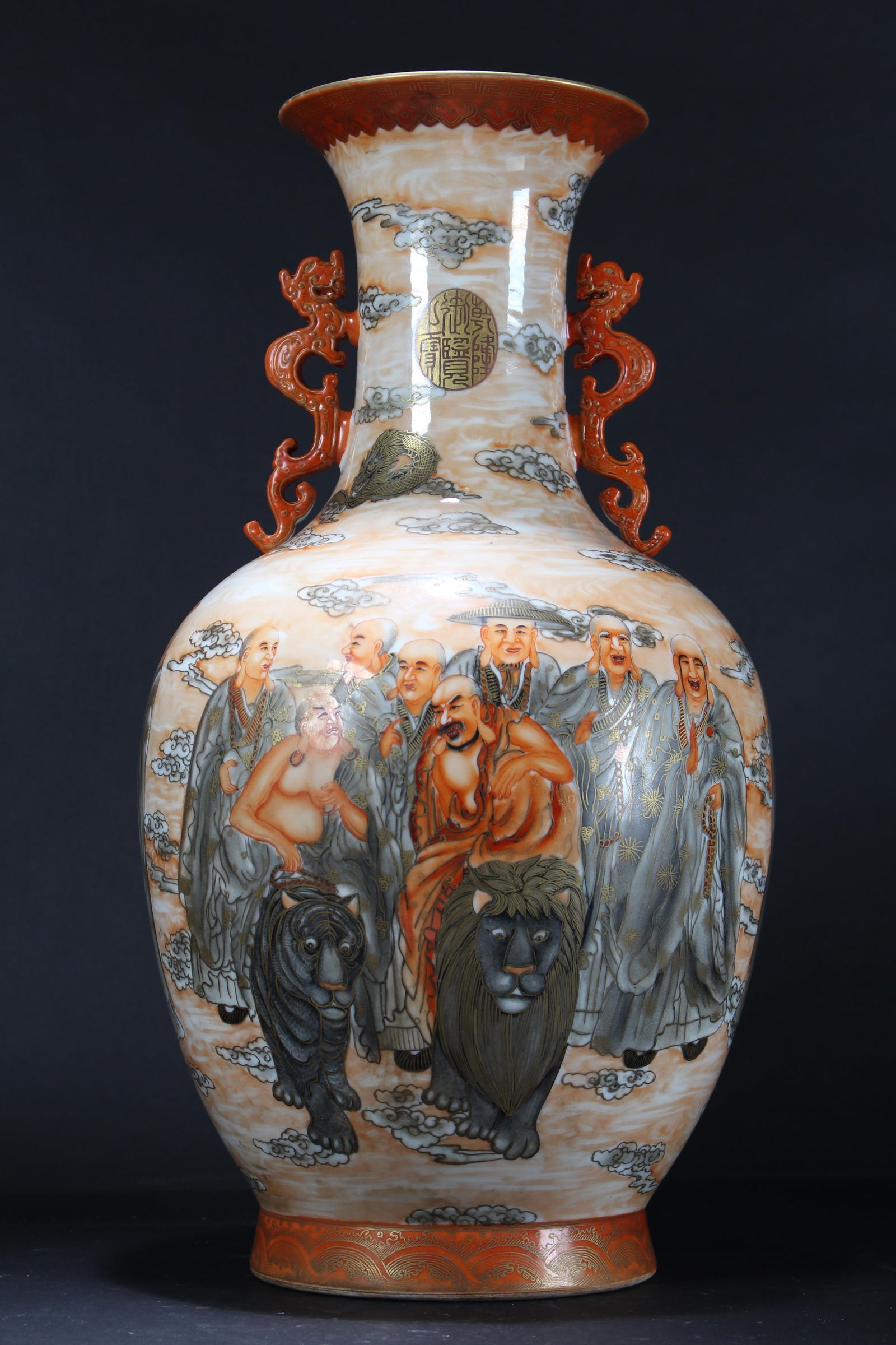 A CHINESE DUO-HANDLE