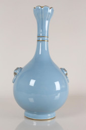 A CHINESE DUO-HANDLED BLUE-COD