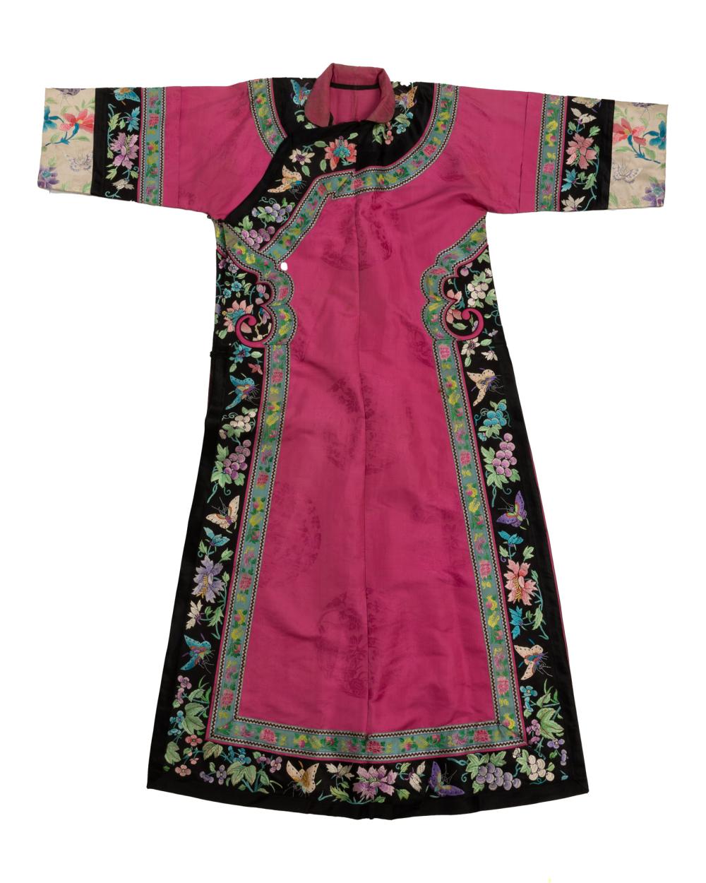 A CHINESE EMBROIDERED SILK ROBEA
