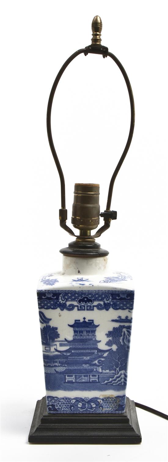 A Chinese Export Porcelain Blue and