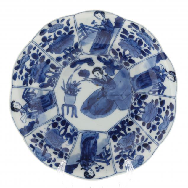 A CHINESE EXPORT PORCELAIN BLUE AND