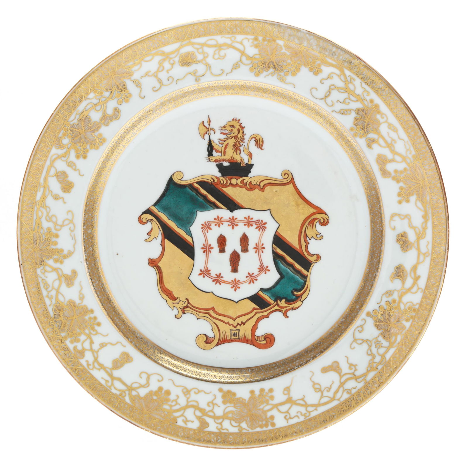 A CHINESE EXPORT PORCELAIN DISH,