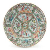 A CHINESE EXPORT PORCELAIN ROS