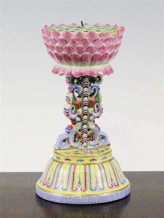 A Chinese famille rose altar